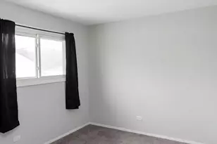 299 Beacon Blvd, Chicago Heights, IL 60411 - Photo 8