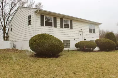 299 Beacon Boulevard, Chicago Heights, IL 60411 - Photo 2