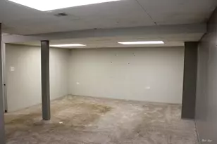 299 Beacon Blvd, Chicago Heights, IL 60411 - Photo 14