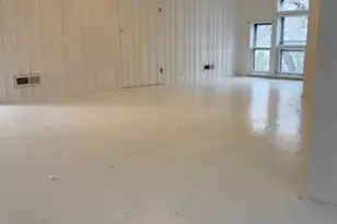 1105 1/2 N Clinton Blvd, Bloomington, IL 61701 - Photo 10