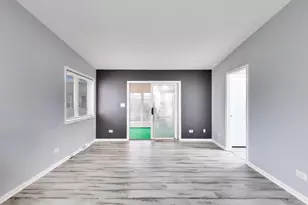 910 Shetland Ct, Grayslake, IL 60030 - Photo 12