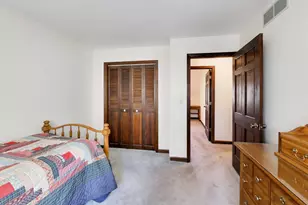 211 Woody Way, Oakwood Hills, IL 60013 - Photo 32