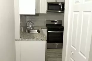 8140 S Drexel Ave, Chicago, IL 60619 - Photo 10