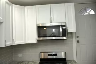 8140 S Drexel Ave, Chicago, IL 60619 - Photo 16