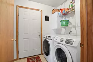 862 Berkshire Pl, Crete, IL 60417 - Photo 4