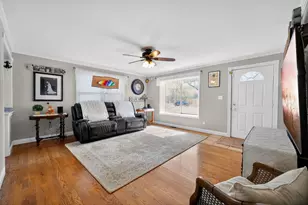 407 Butterfield Rd, North Aurora, IL 60542 - Photo 14