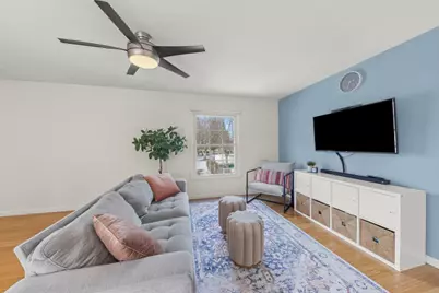 1230 Bunker Hill Court #A, Wheaton, IL 60189 - Photo 4