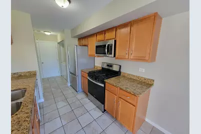 547 East Avenue, Streamwood, IL 60107 - Photo 6