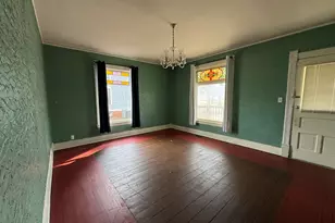 245 E Orleans Street E, Paxton, IL 60957 - Photo 4