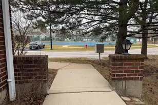 1621 Glengarry Ct, Algonquin, IL 60102 - Photo 2