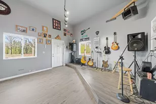 2356 N 4060th Rd, Sheridan, IL 60551 - Photo 24