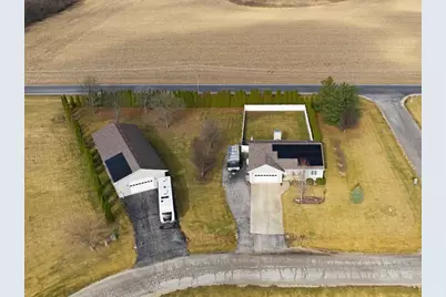 2356 N 4060th Road, Sheridan, IL 60551 - Photo 1