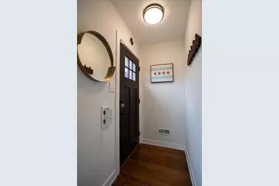4956 N Menard Avenue, Chicago, IL 60630 - Photo 4