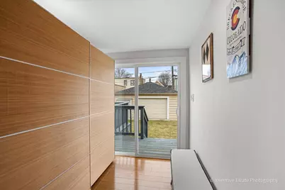 4956 N Menard Avenue, Chicago, IL 60630 - Photo 12