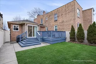 4956 N Menard Ave, Chicago, IL 60630 - Photo 18