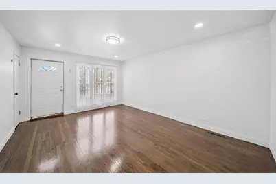 9505 S Peoria Street, Chicago, IL 60643 - Photo 2