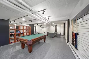 4950 N Marine Dr, Chicago, IL 60640 - Photo 16