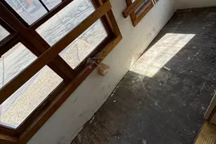 614 25th St, Rock Island, IL 61201 - Photo 12