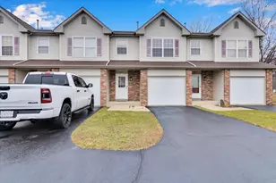 623 Southtowne Dr, Belvidere, IL 61008 - Photo 1