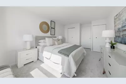 525 W Hawthorne Place #2707, Chicago, IL 60657 - Photo 16