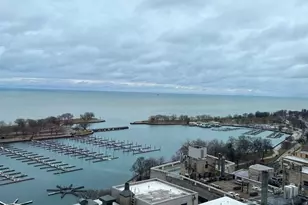 525 W Hawthorne Pl, Chicago, IL 60657 - Photo 22