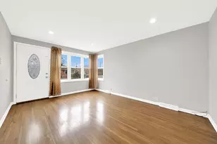 3754 W 76th St, Chicago, IL 60652 - Photo 4