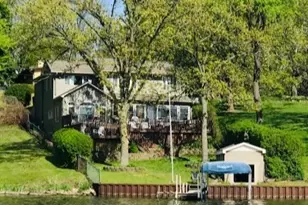 4713 E Lake Shore Dr, Wonder Lake, IL 60097 - Photo 1