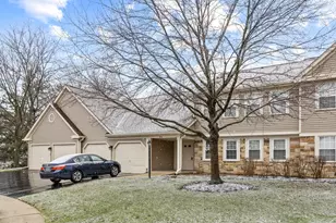 2838 Meadow Ln, Schaumburg, IL 60193 - Photo 1