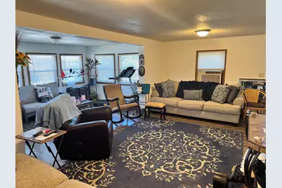 4310 Wilshire Avenue, Rockford, IL 61101 - Photo 12