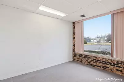 4901 W Elm Street, McHenry, IL 60050 - Photo 4