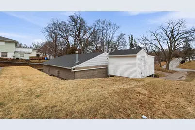 1940 4th Street A, East Moline, IL 61244 - Photo 34