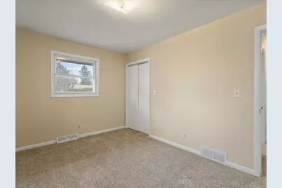 8420 Bobolink Drive, Machesney Park, IL 61115 - Photo 20