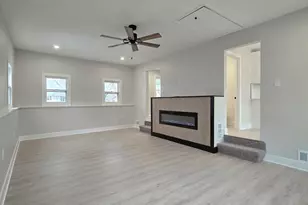 836 Regent St, New Lenox, IL 60451 - Photo 6