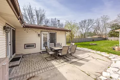 5960 Pershing Avenue, Downers Grove, IL 60516 - Photo 24