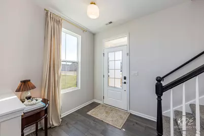 4122 Chelsea Manor Circle, Aurora, IL 60504 - Photo 4