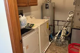 2527 Oneida Ln, Naperville, IL 60563 - Photo 14