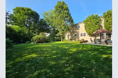 913 Warwick Lane, Libertyville, IL 60048 - Photo 46