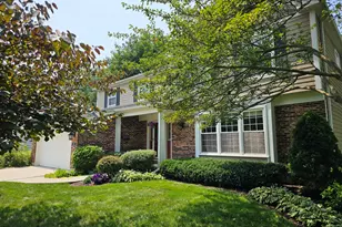 913 Warwick Ln, Libertyville, IL 60048 - Photo 38