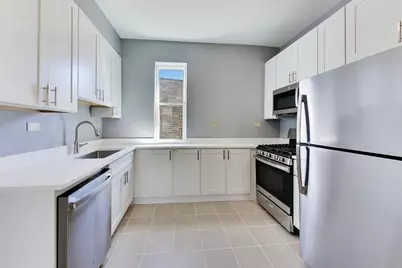 736 N Spaulding Avenue, Chicago, IL 60624 - Photo 2