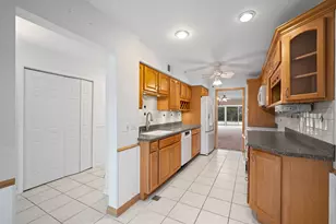 1 N Dee Rd, Park Ridge, IL 60068 - Photo 6