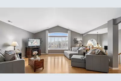 2727 Acorn Court, West Dundee, IL 60118 - Photo 2