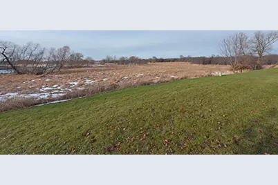 2406 Stallion Court, Grayslake, IL 60030 - Photo 2