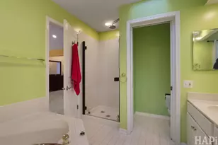 1121 Williamsburg Cir, Grayslake, IL 60030 - Photo 16