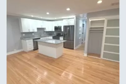 6902 Lyons Street, Morton Grove, IL 60053 - Photo 6