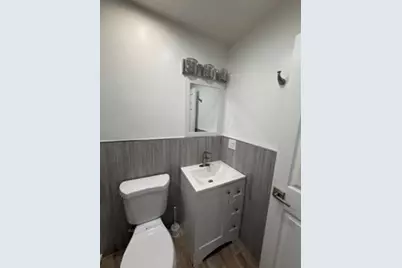 6902 Lyons Street, Morton Grove, IL 60053 - Photo 18