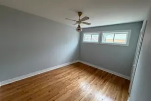 6902 Lyons St, Morton Grove, IL 60053 - Photo 10