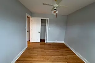 6902 Lyons St, Morton Grove, IL 60053 - Photo 14