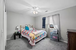 1211 48th Ave, East Moline, IL 61244 - Photo 6