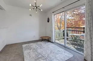 204 Dublin Ln, Schaumburg, IL 60194 - Photo 8