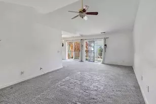 204 Dublin Ln, Schaumburg, IL 60194 - Photo 6